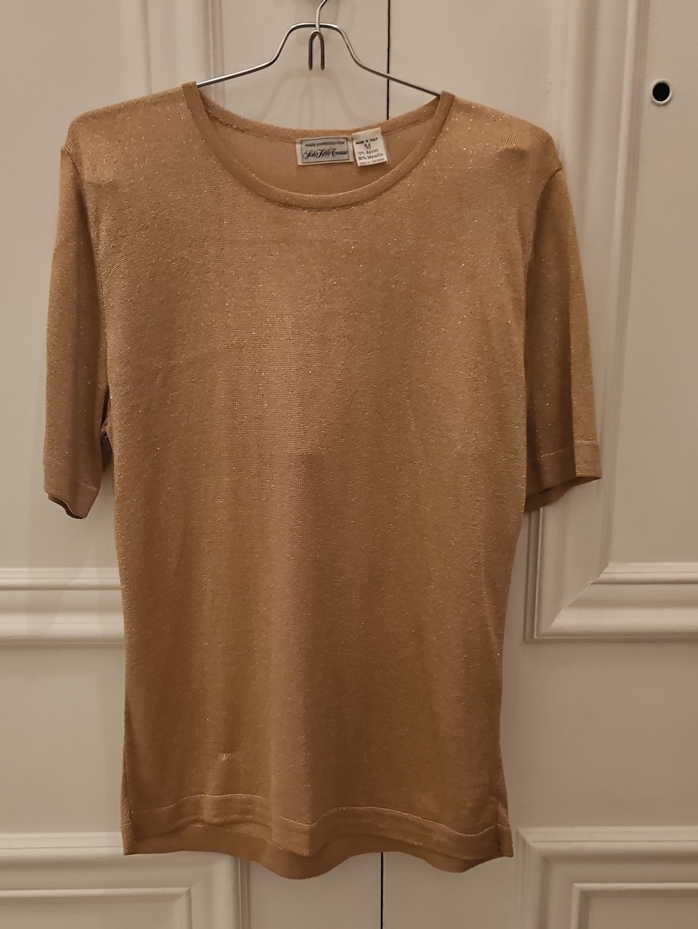 Shimmering Gold/Tan Short Sleeve Knit Top - Medium